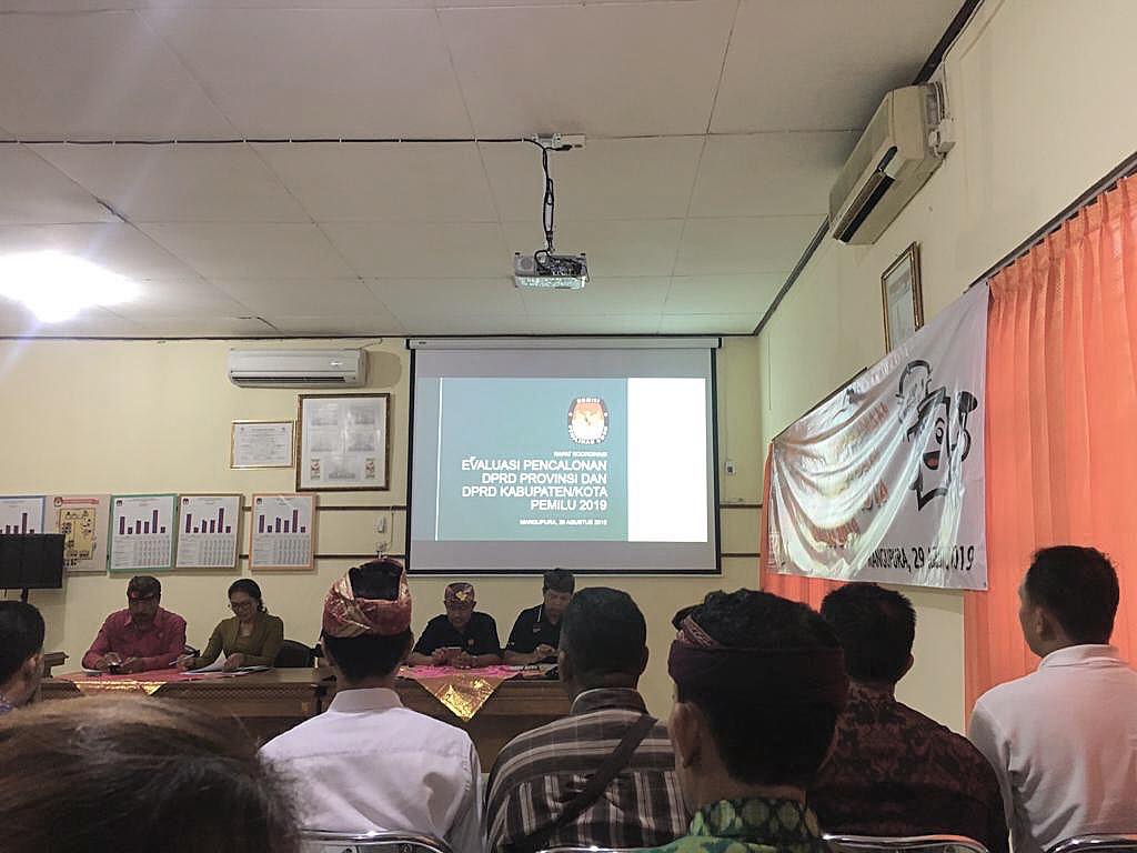 RAPAT KOORDINASI EVALUASI PENCALONAN DPRD PROVINSI DAN DPRD KABUPATEN/KOTA PEMILU 2019