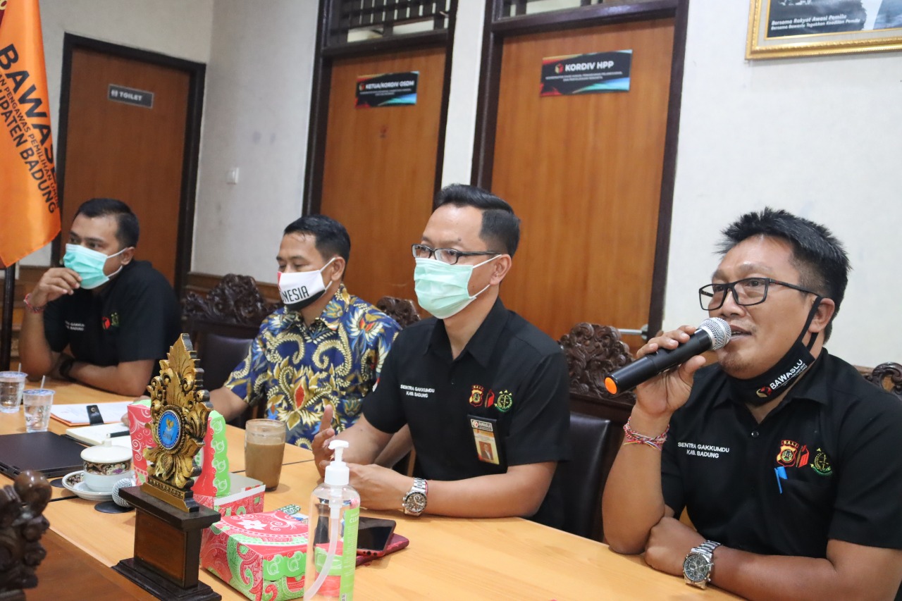 RAPAT KOORDINASI SENTRA GAKKUMDU TERKAIT POTENSI PELANGGARAN PADA TAHAPAN KAMPANYE