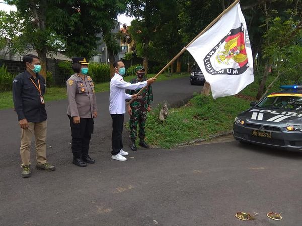 KAWAL PENDISTRIBUSIAN LOGISTIK SURAT SUARA DALAM PILKADA BADUNG TAHUN 2020