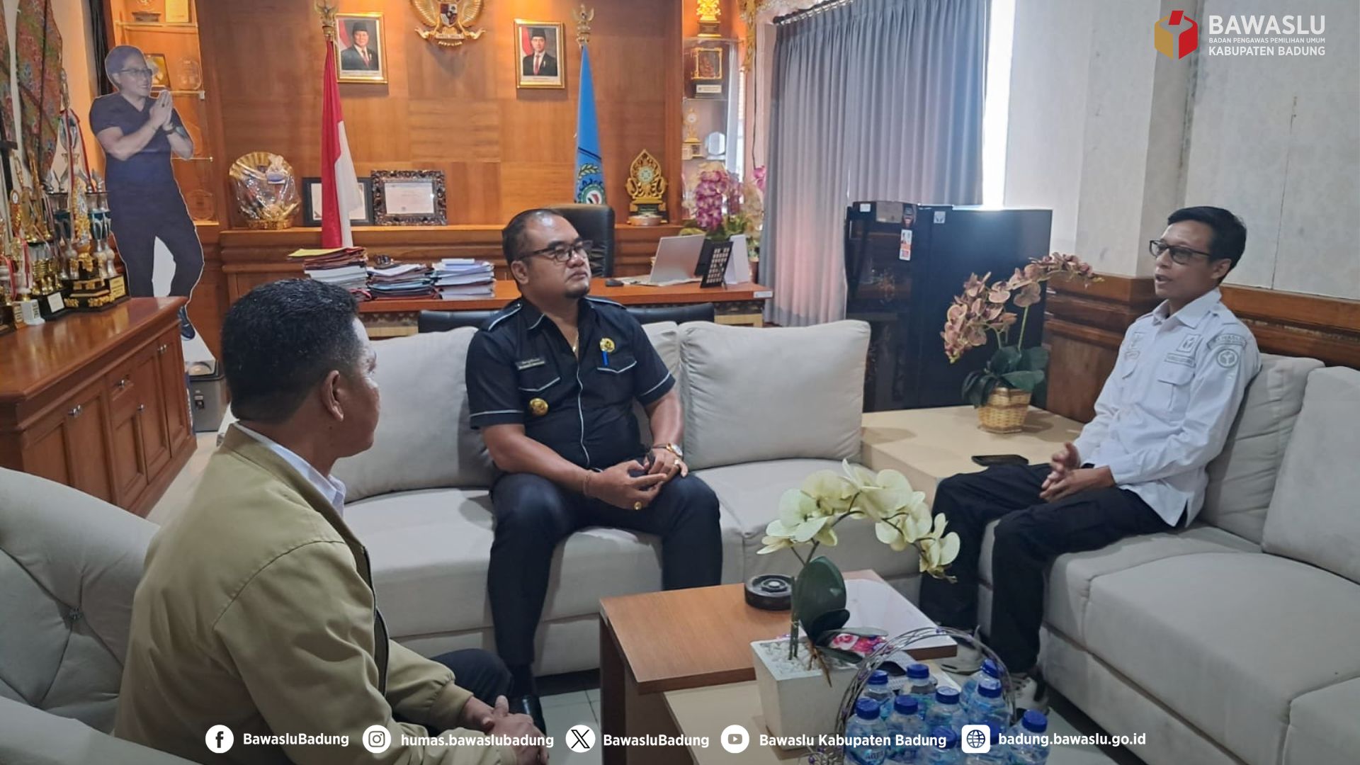 Konsolidasi Demokrasi Bersama Kepala Desa Kuwum