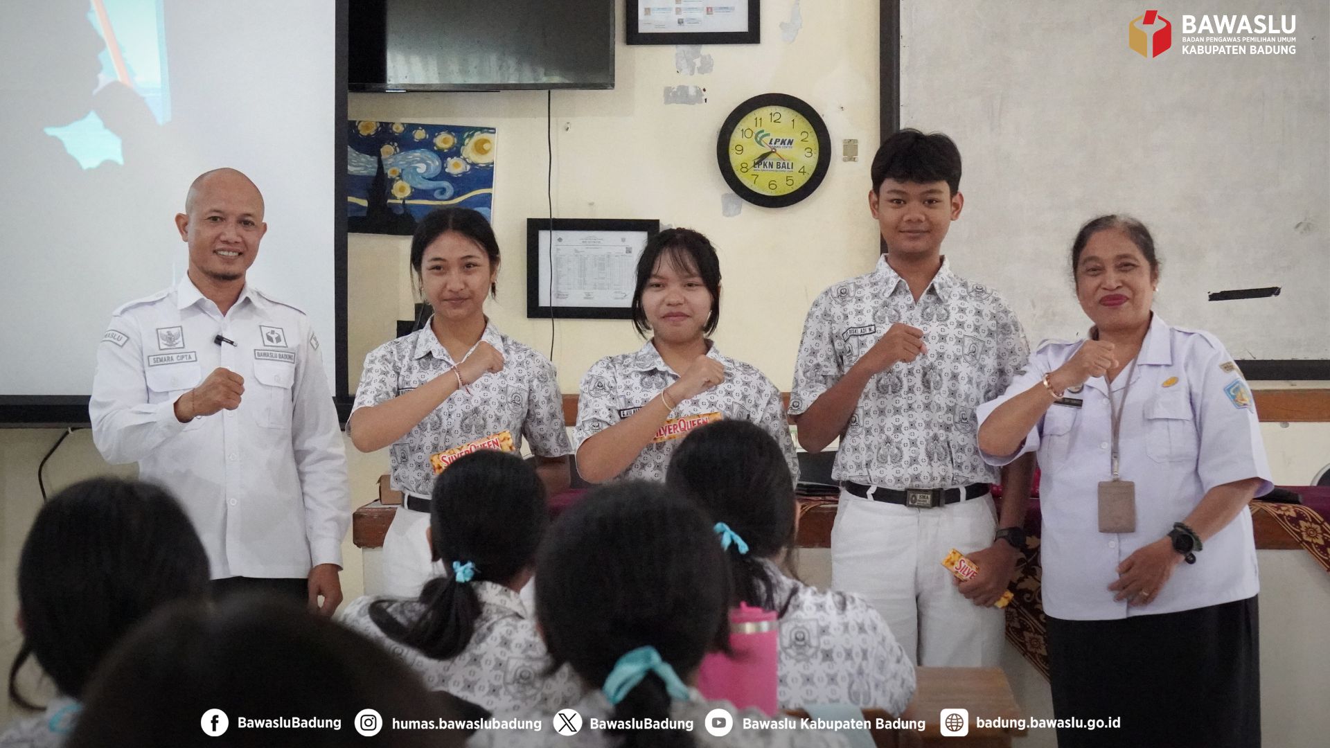 Sosialisasi Bawaslu Badung ke SMAN 1 Kuta Selatan
