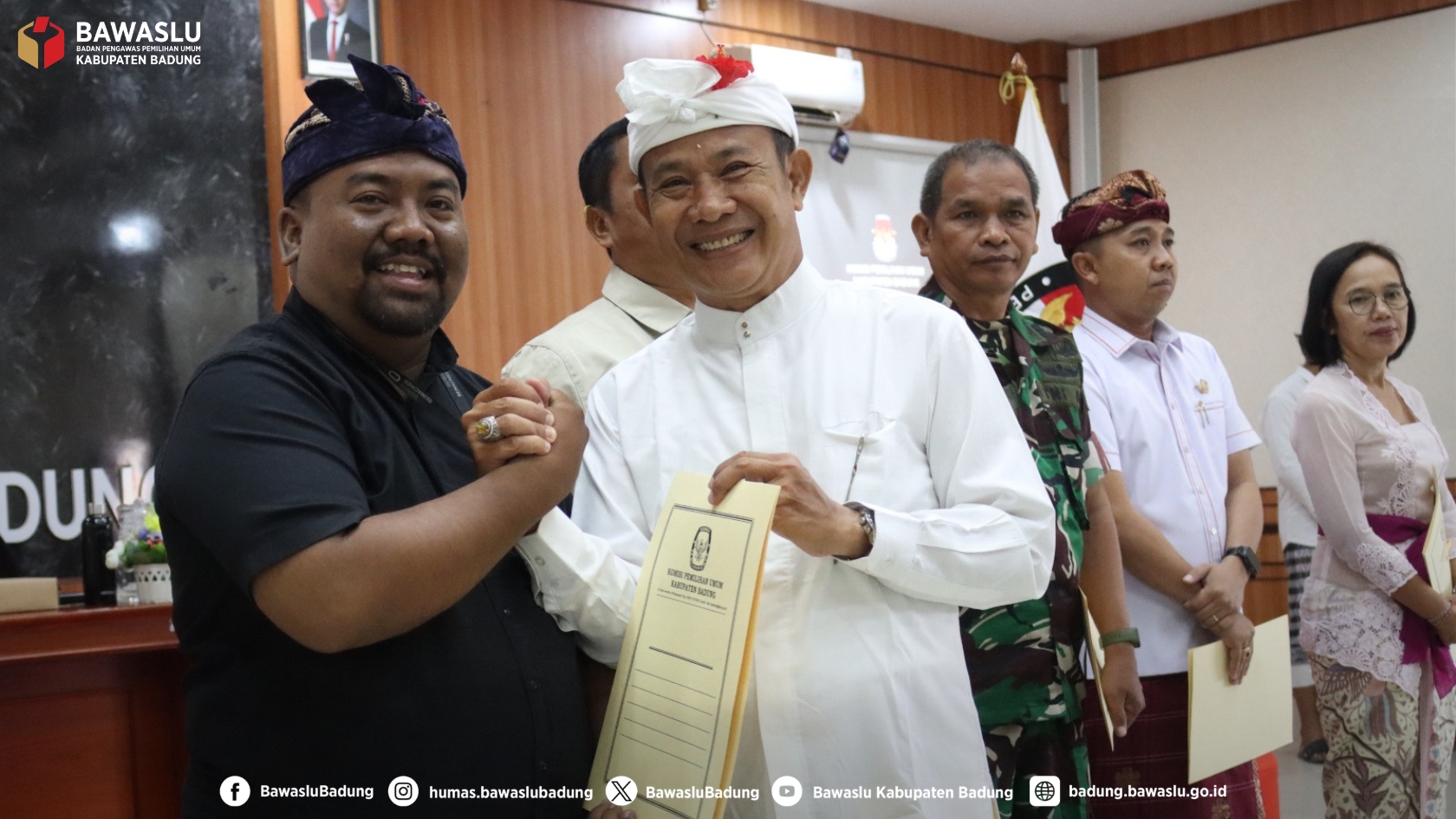 Penyerahan BA Rapat Pleno PDPB Triwulan I