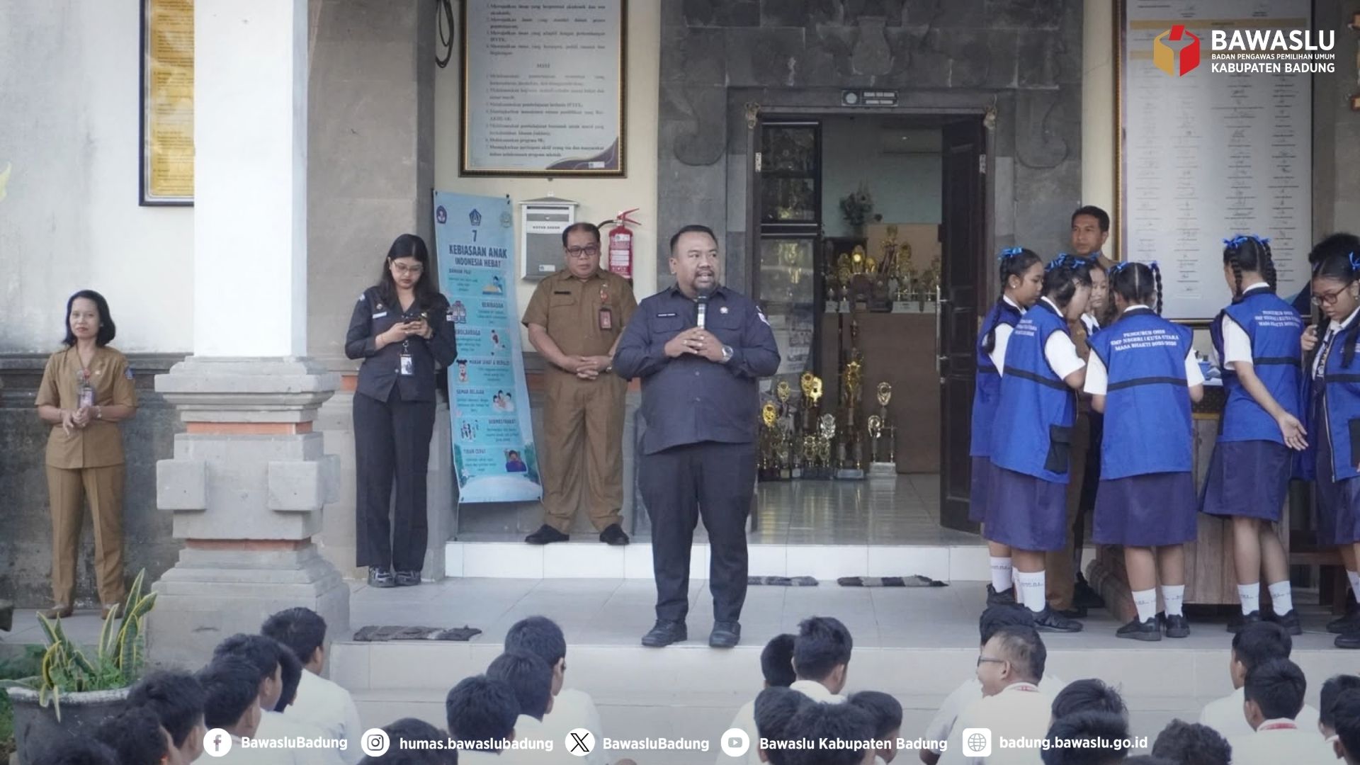 Bawaslu Kabupaten Badung menghadiri kegiatan Pemilihan Ketua OSIS SMP Negeri 1 Kuta Utara periode 2026-2027