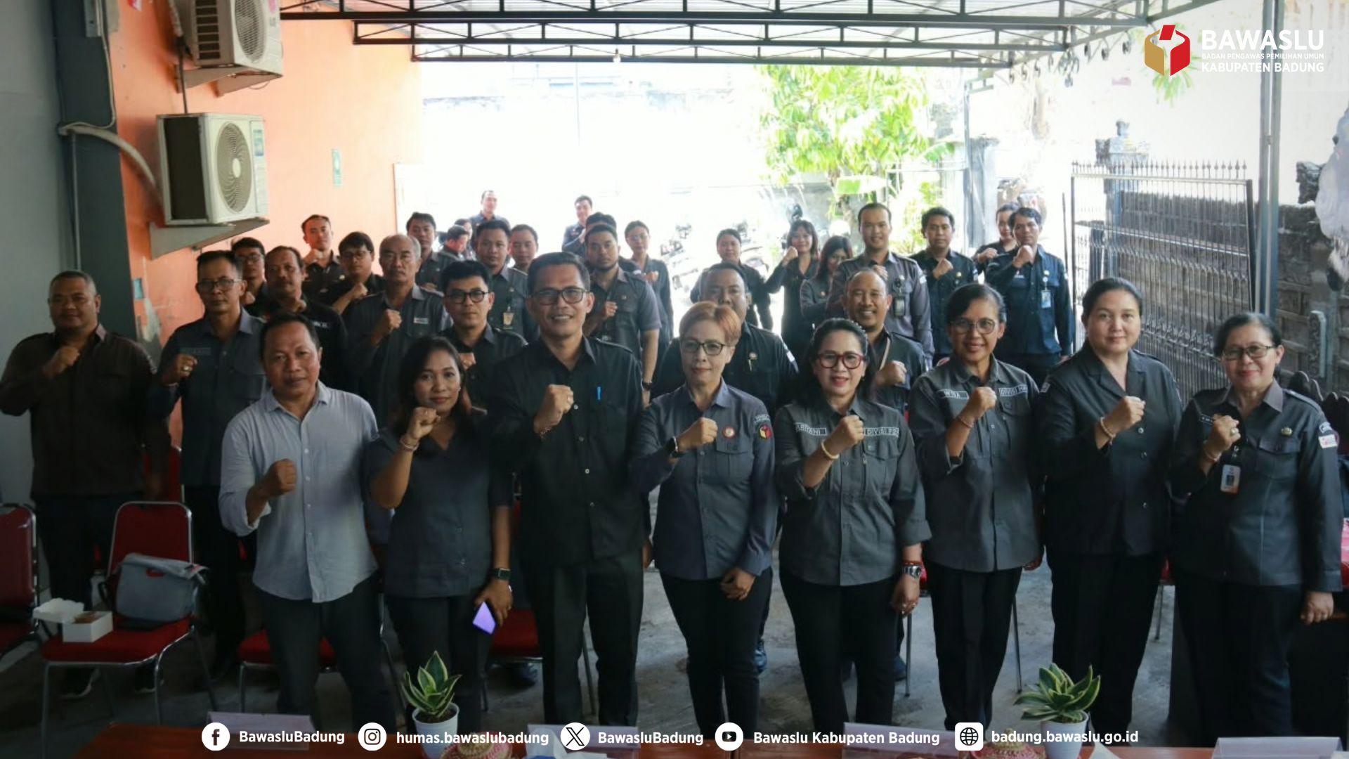 Foto Bersama usai kegiatan Rapat Koordinasi Evaluasi Pengawasan PDPB yang dilaksanakan pada Senin (28/9/2026).