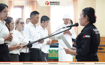 Bawaslu Badung Resmi Lantik 62 Orang Panwaslu tingkat Kelurahan/Desa Untuk Pemilihan Serentak 2024