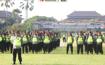 Bawaslu Badung Hadiri Apel Gelar Pasukan Operasi Mantap Brata Agung 2023-2024 di Lapangan Pusat Pemerintahan (Puspem) Kabupaten Badung