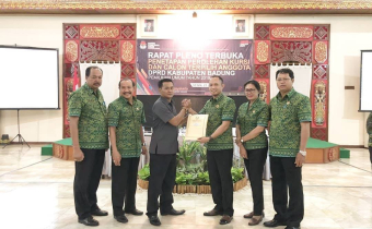 PENGAWASAN RAPAT PLENO PENETAPAN PEROLEHAN KURSI DAN PENETAPAN CALON ANGGOTA DPRD KAB. BADUNG TERPILIH DALAM PEMILU TAHUN 2019