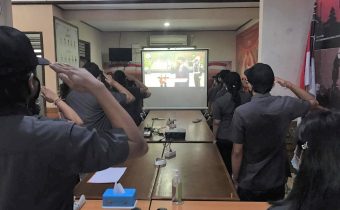 JAJARAN BAWASLU BADUNG MEMPERINGATI HARI PAHLAWAN