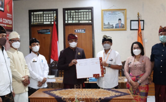 BAWASLU BADUNG DAN MDA BADUNG TANDATANGANI PKS GEMA SIWA PUJA
