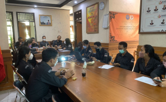 Rudia Minta Bawaslu Badung Bisa Pertahankan Prestasi Badan Publik Informatif