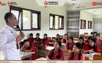 Bekali Arti Demokrasi