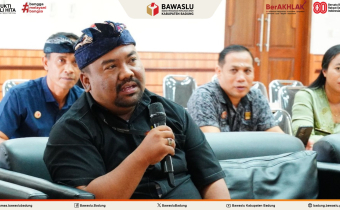 Rachmat Tamara menyampaikan pandangannya terkait JDIH