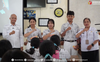 Sosialisasi Bawaslu Badung ke SMAN 1 Kuta Selatan