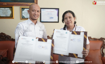 Penandatanganan PKS Sosialisasi GEMPAR di SMAN 2 Kuta