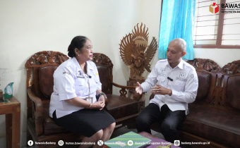 Bersama Kepala SMAN 1 Kuta Selatan Konsolidasi Demokrasi