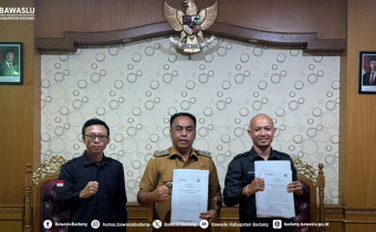 MoU Pedestal di Desa Carangsari, Petang