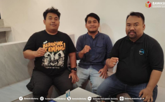 foto bersama pada saat konsolidasi demokrasi dengan organisasi IMM