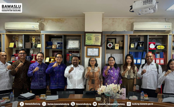 Audiensi ke Fakultas Hukum Unwar