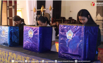 Pemilihan Ketua OSIS SMAN 1 Petang (18/09/2026)