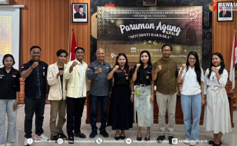 Foto Ketua Bawaslu Badung bersama Pengurus FPMHD- Unud, (7/9/2026)