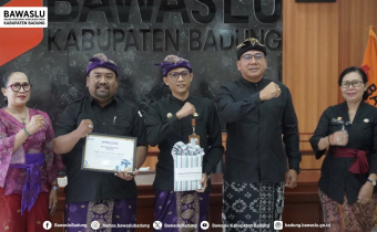 Rapat dan Evaluasi Kehumasan