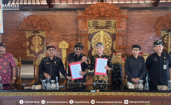 Pemerintah Desa yang Netral (PEDESTAL) sosialisasi dan penandatanganan Nota Kesepahaman (MoU) bersama Pemerintah Desa Gulingan, Kecamatan Mengwi, Kabupaten Badung, Kamis (22/10/2026)